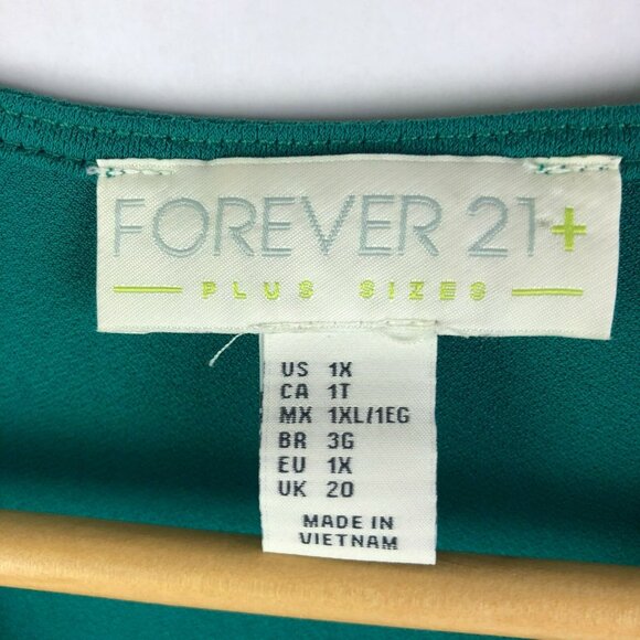 Forever 21+ Plus Dress Womens Size 1X Emerald Green Lace Up Front Flutter Twirl - Picture 2 of 4